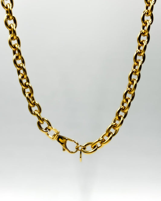 LEASH CHAIN - GOLD