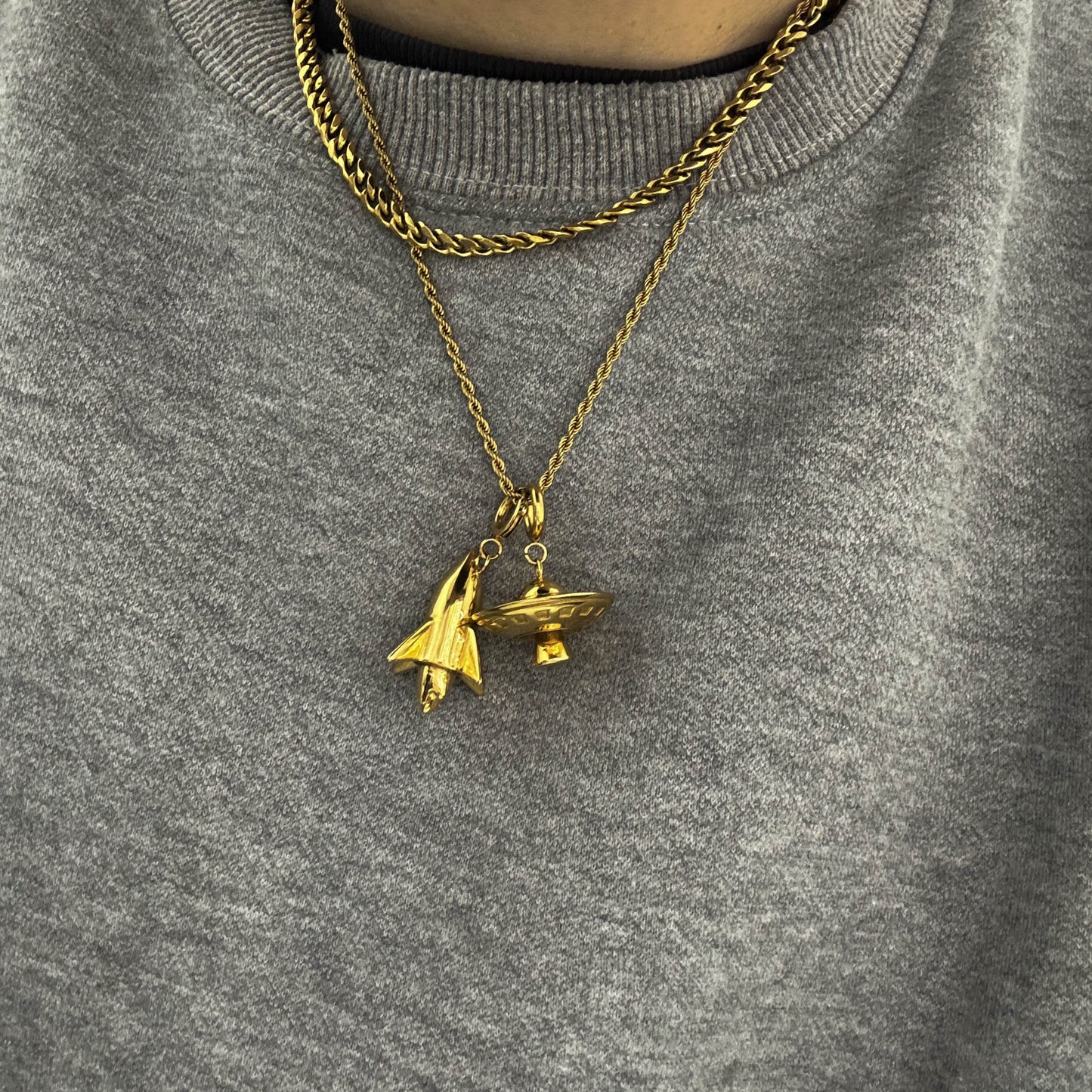 ROCKET CHARM